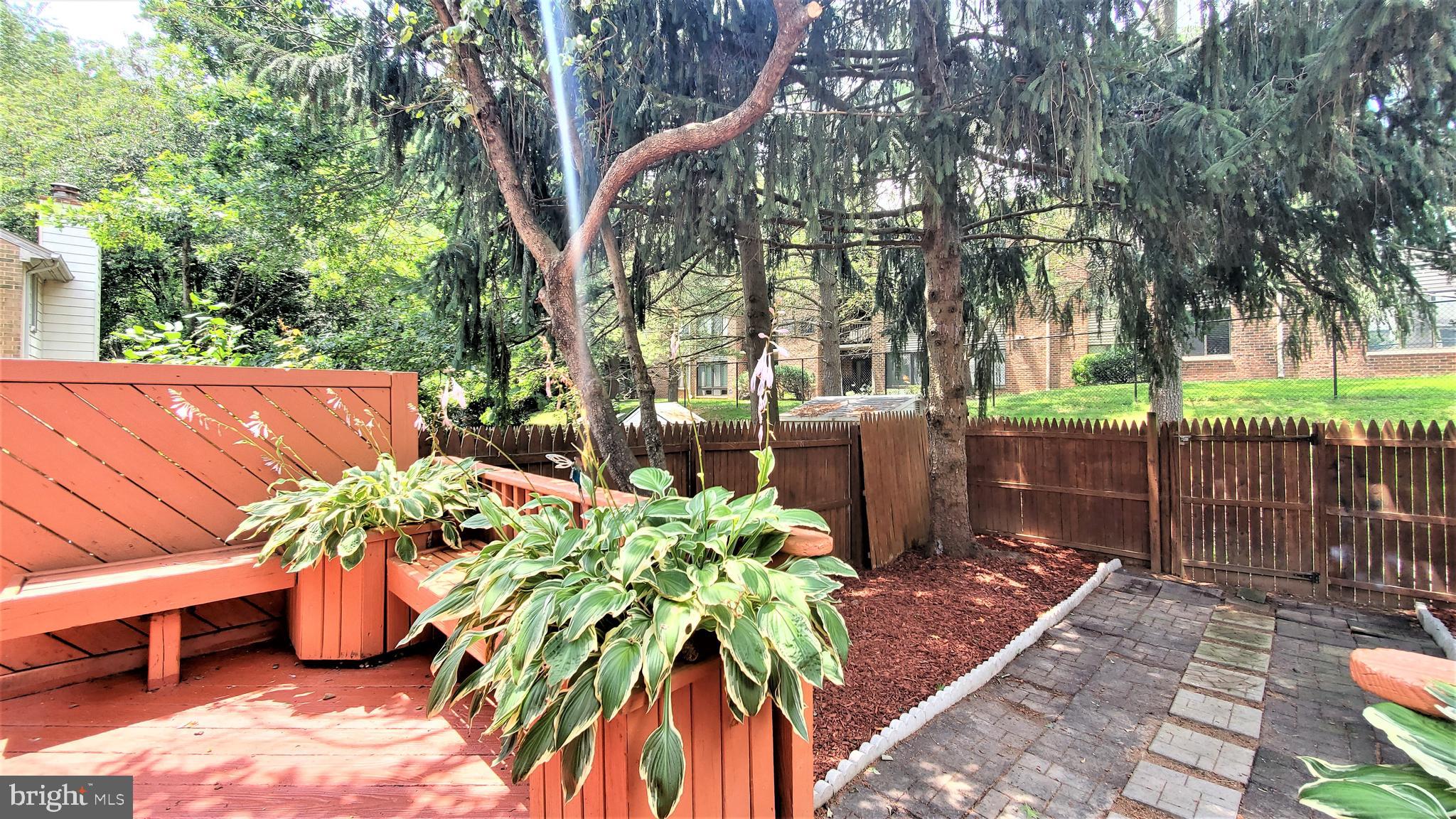 FARMINGDALE ESTATES - Residential