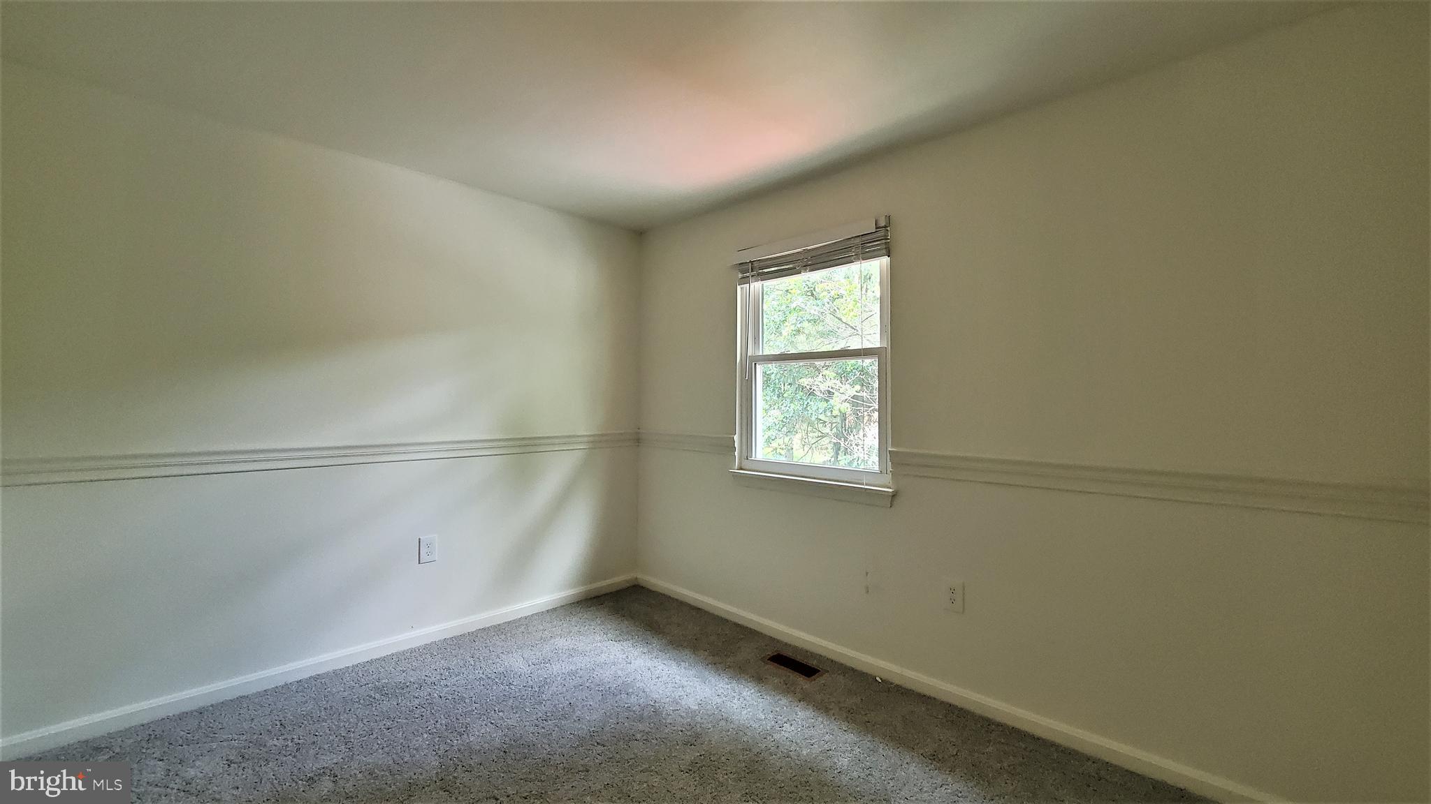 FARMINGDALE ESTATES - Residential