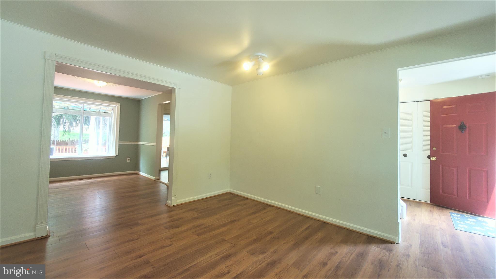 FARMINGDALE ESTATES - Residential