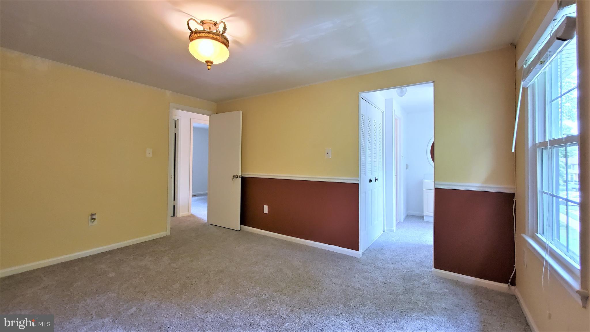 FARMINGDALE ESTATES - Residential