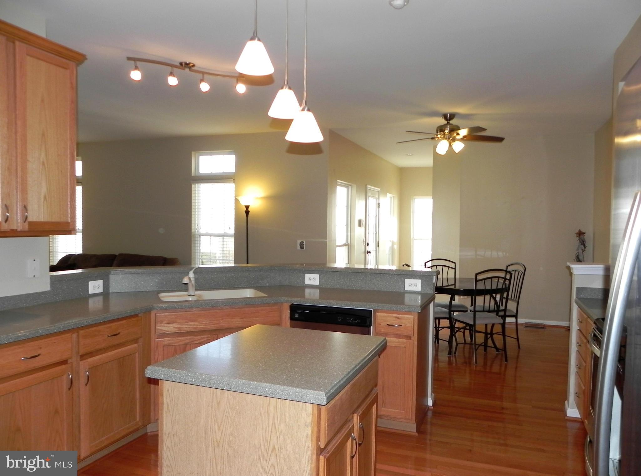 LAKELAND PLACE - Residential