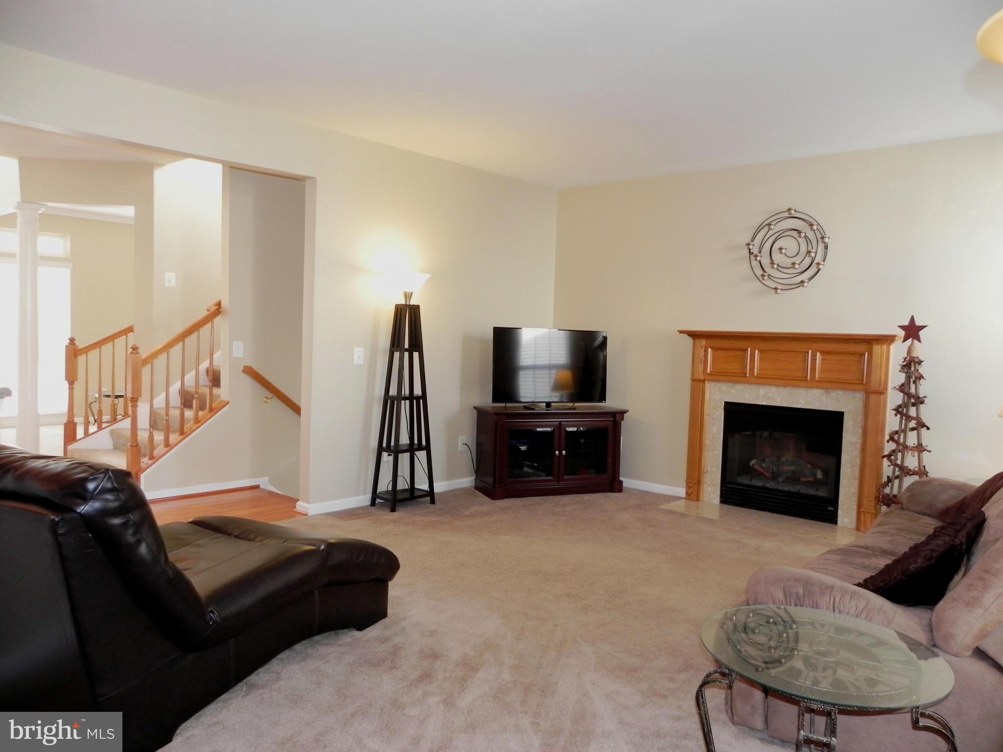 LAKELAND PLACE - Residential