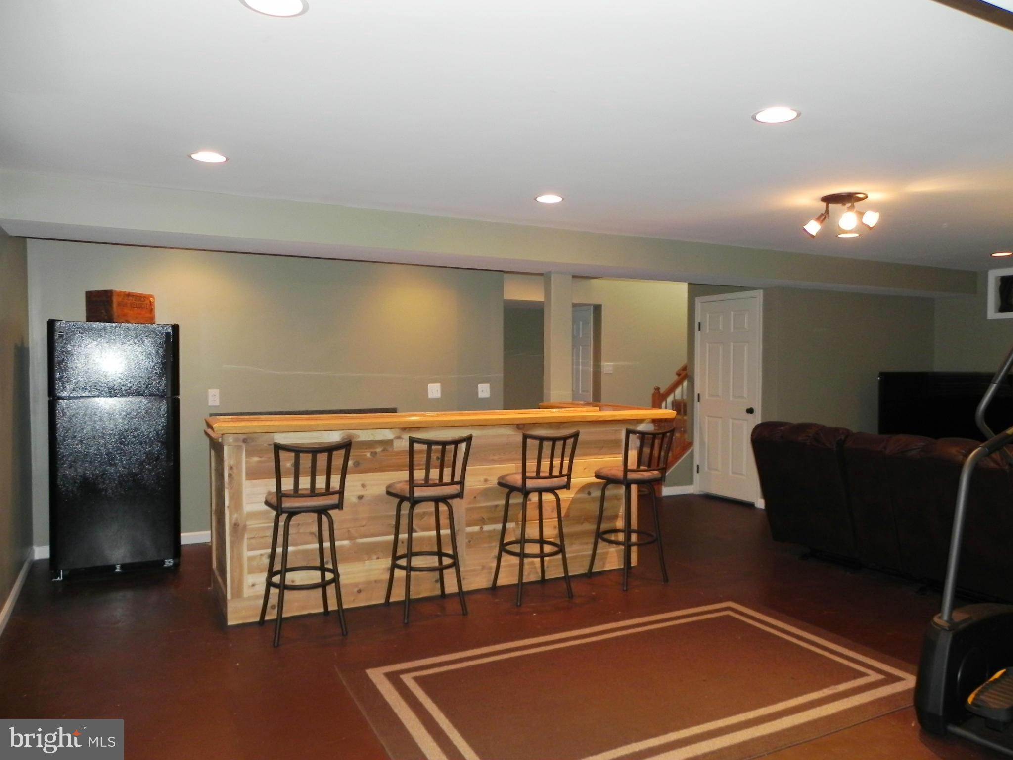 LAKELAND PLACE - Residential