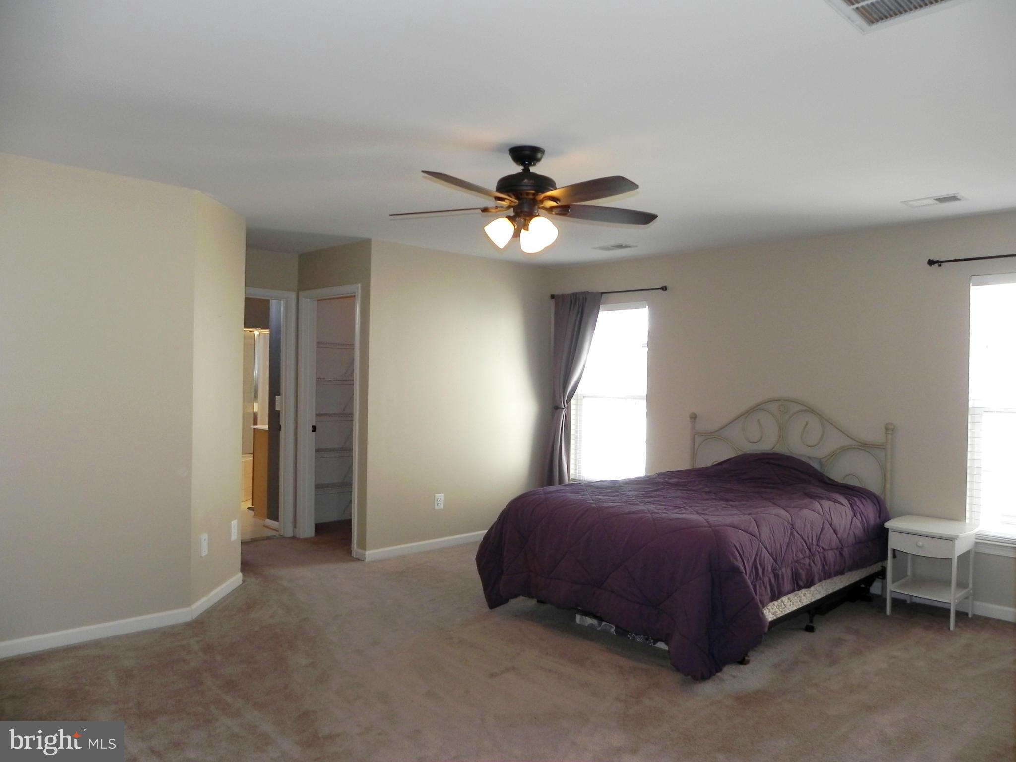 LAKELAND PLACE - Residential