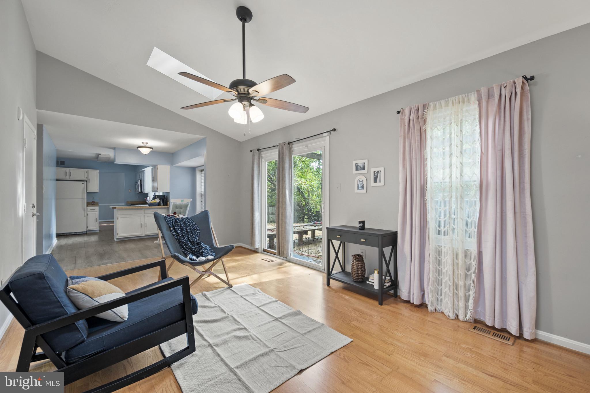 2017 SERPENTINE TERRACE