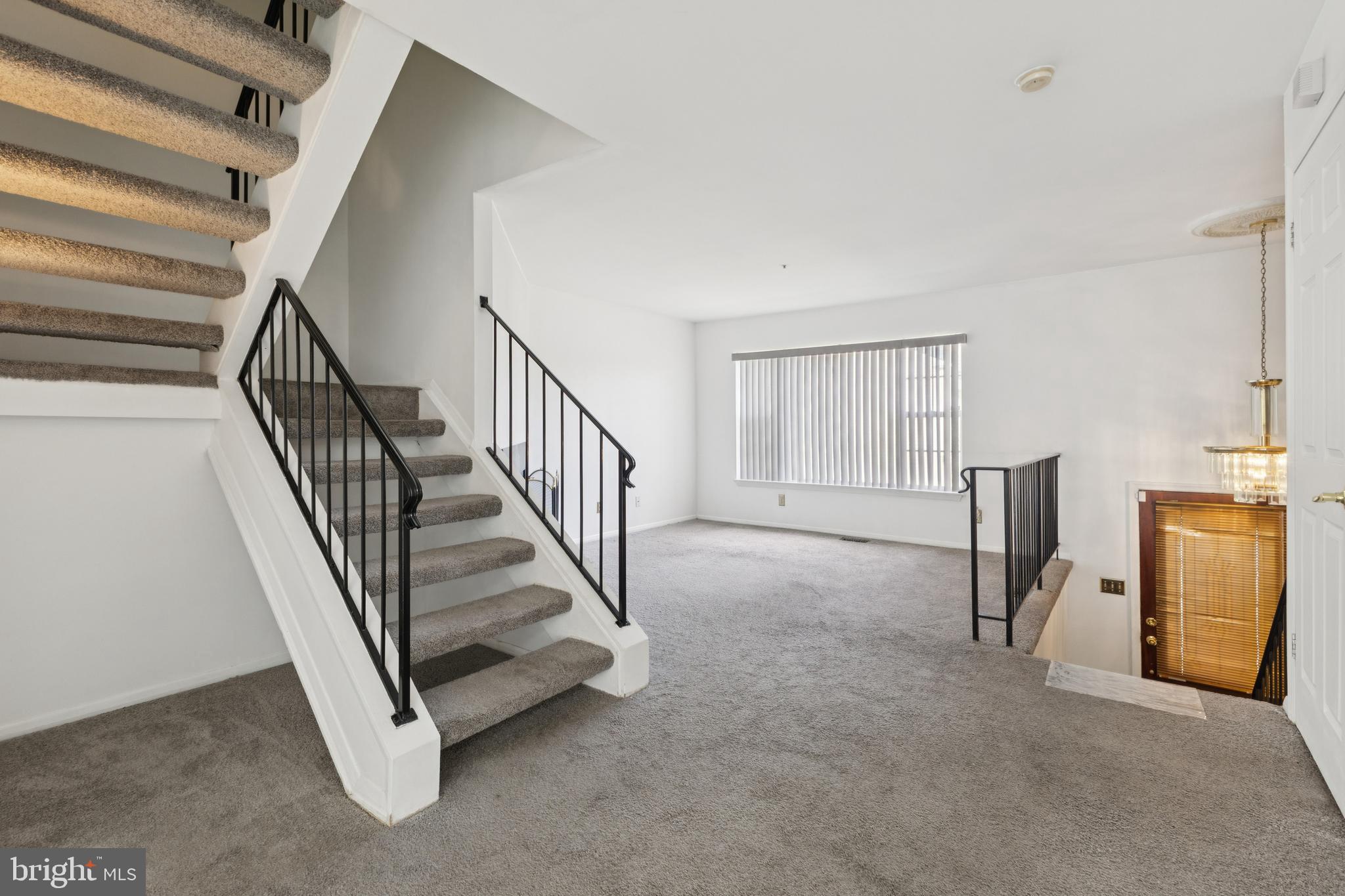 REGENCY TOWNS - Residential Lease