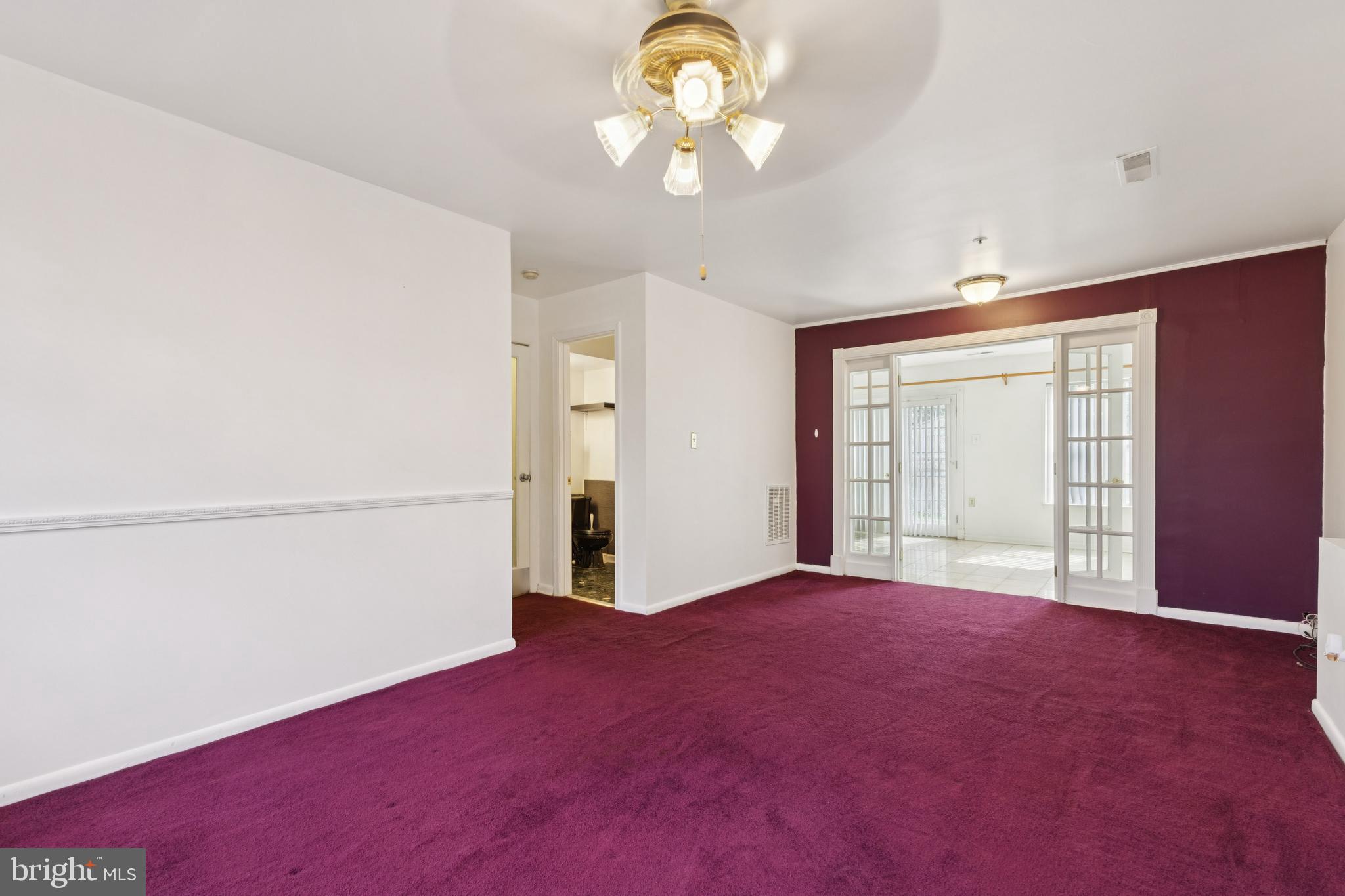 REGENCY TOWNS - Residential Lease