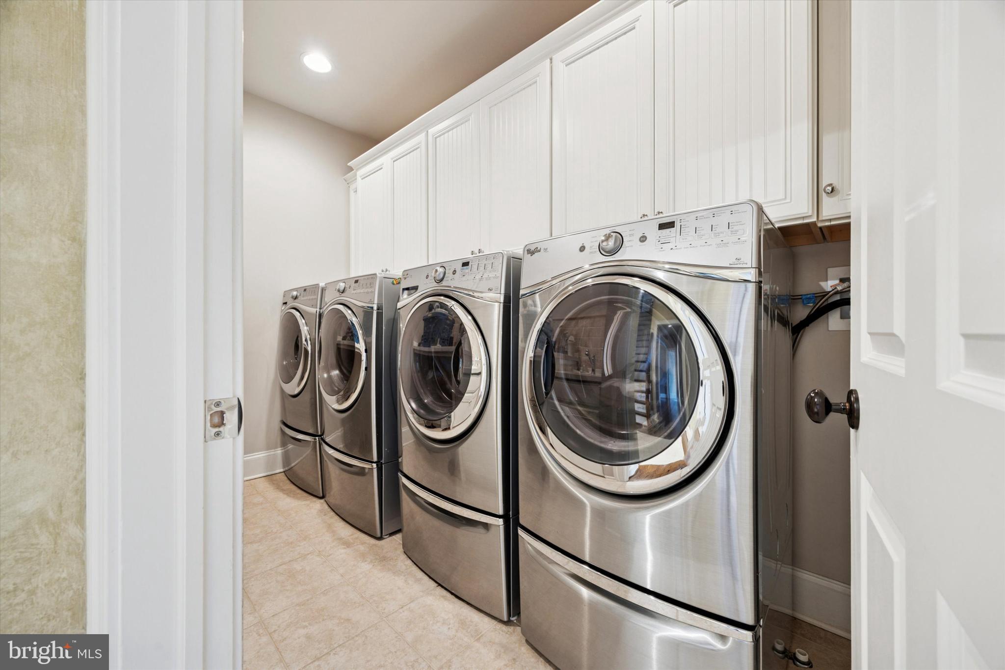 BRICK HOUSE FARM - Residential