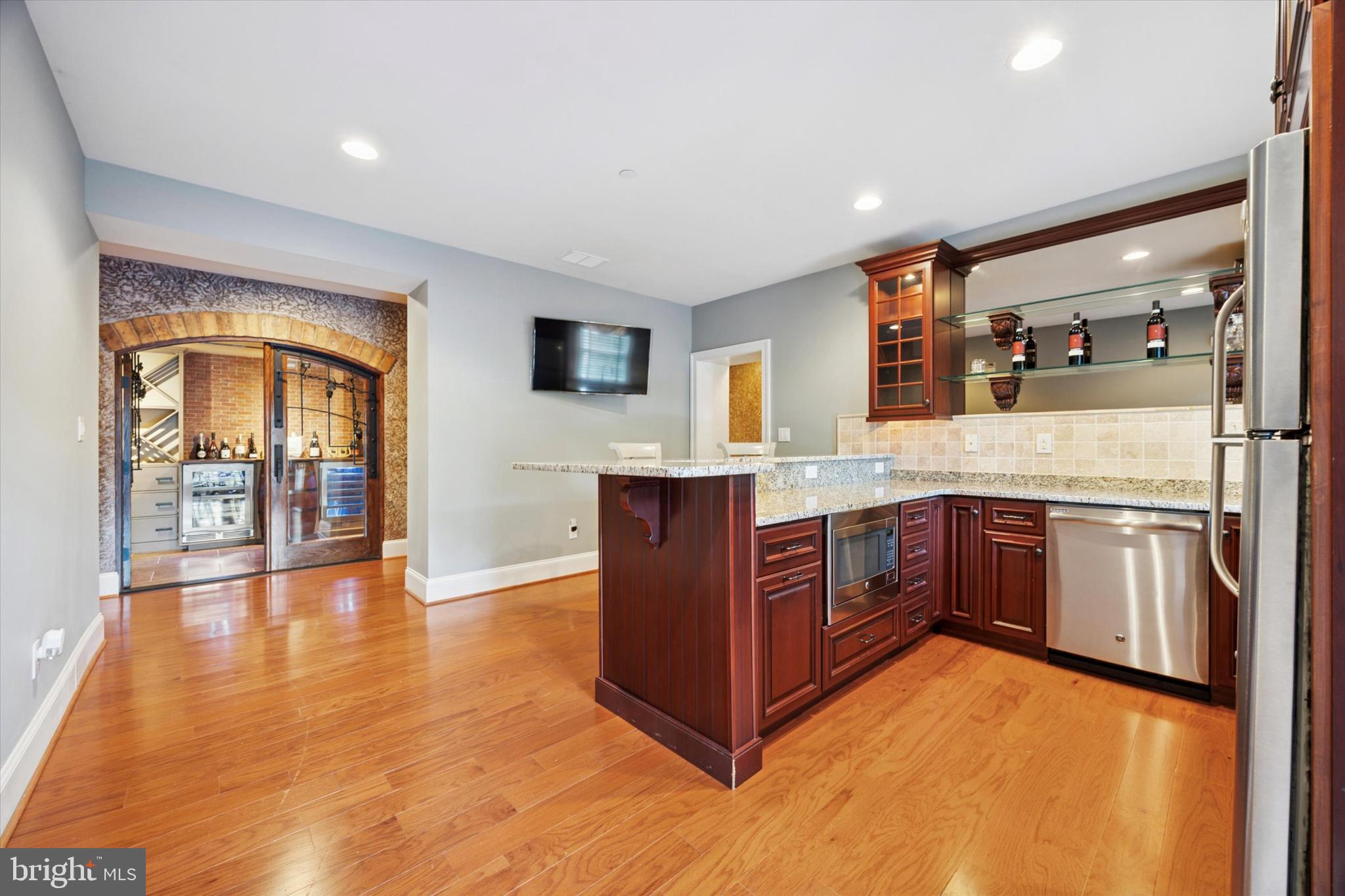 BRICK HOUSE FARM - Residential