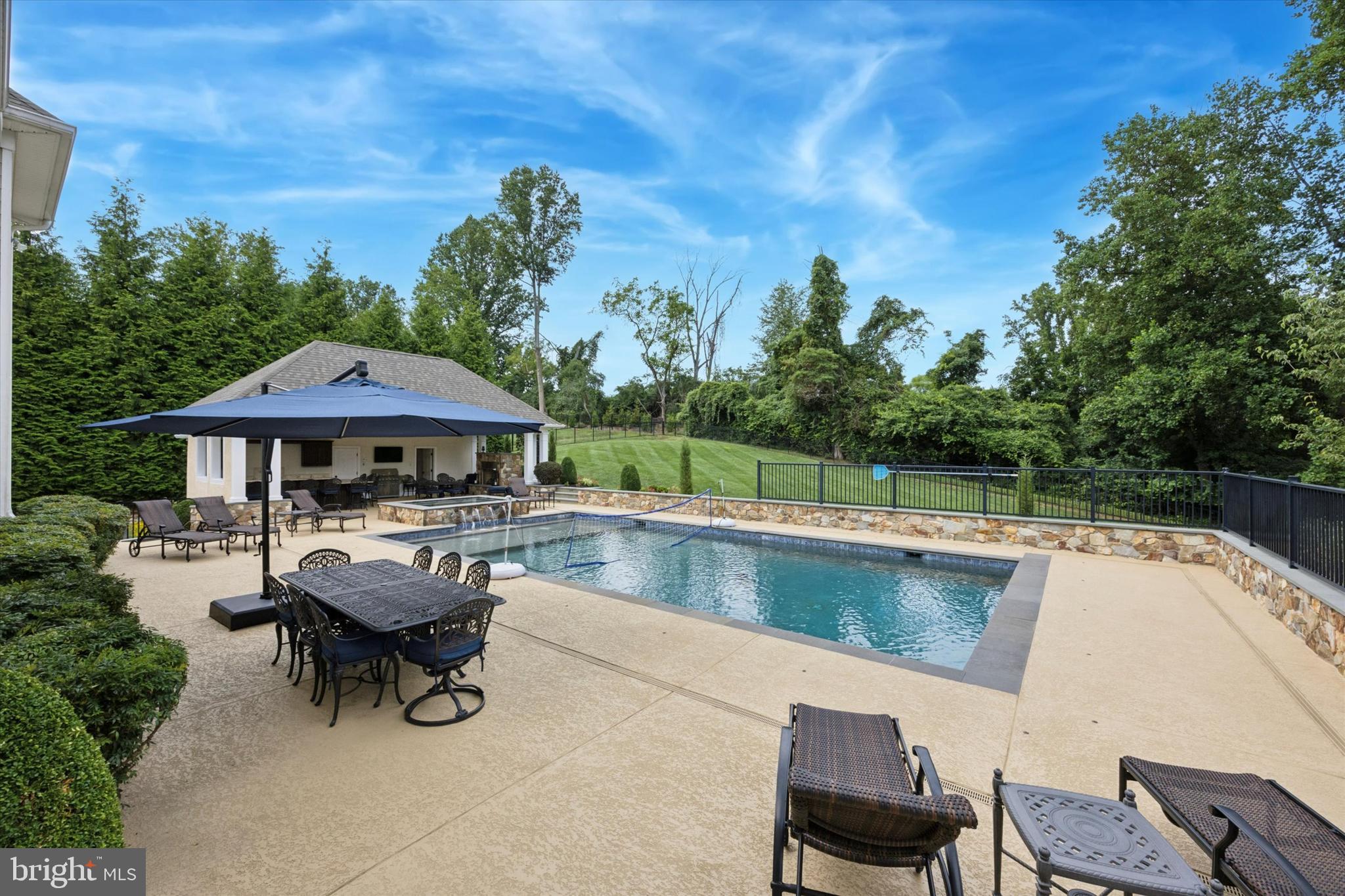 BRICK HOUSE FARM - Residential