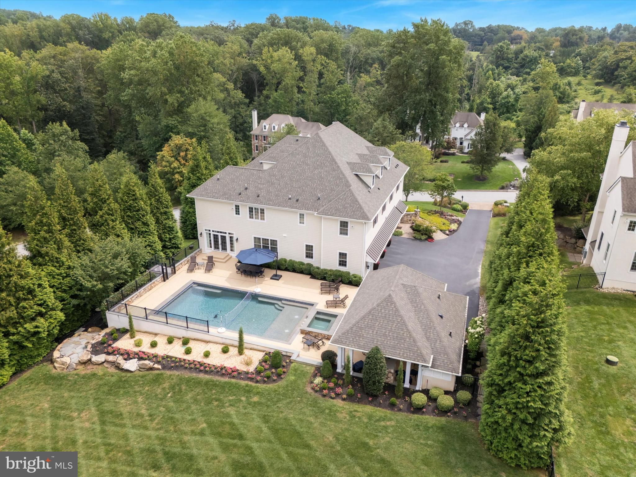 BRICK HOUSE FARM - Residential