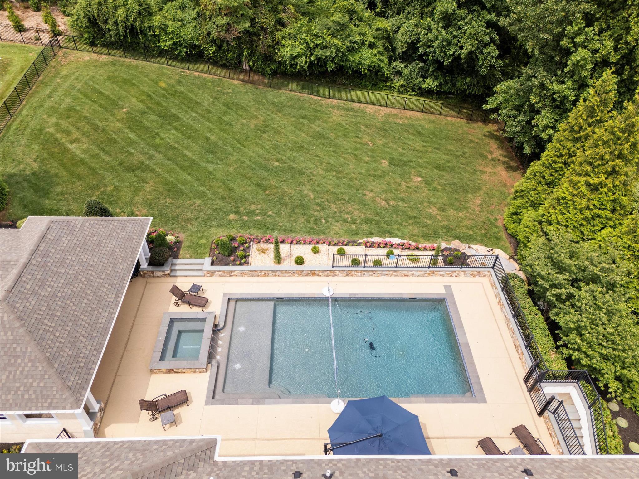 BRICK HOUSE FARM - Residential