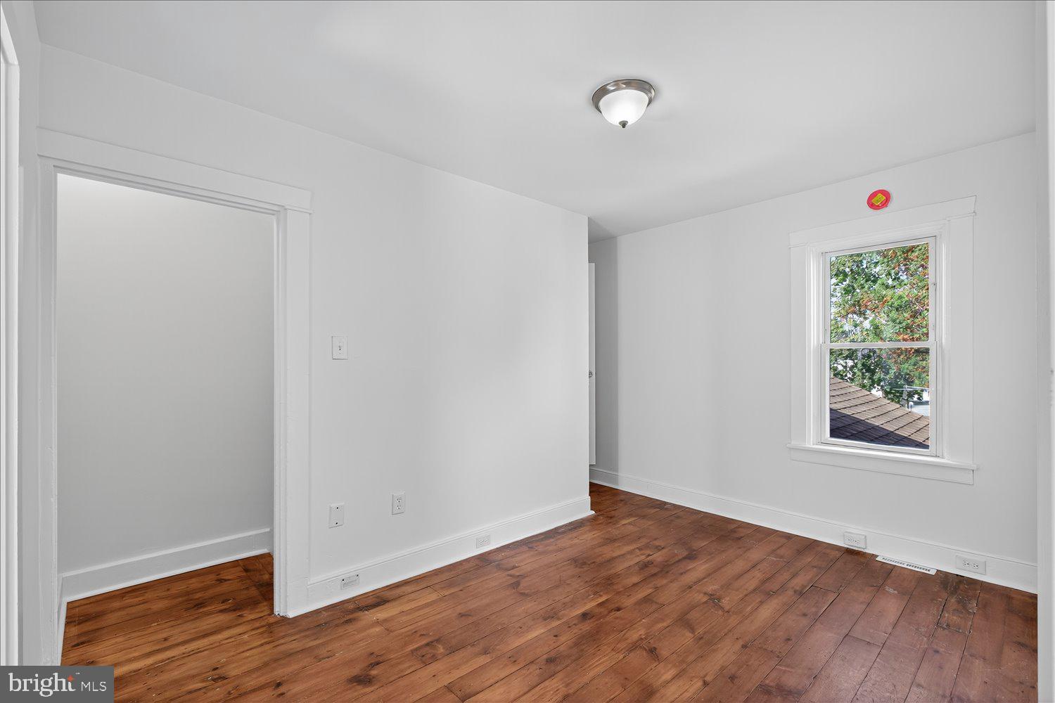 LANCASTER EAST END - Residential