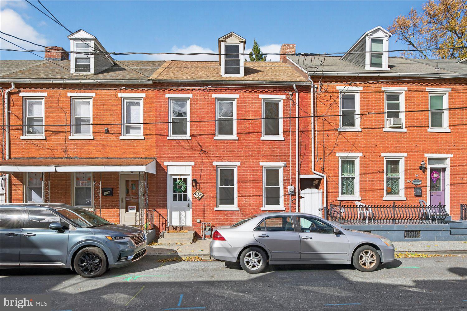 LANCASTER EAST END - Residential