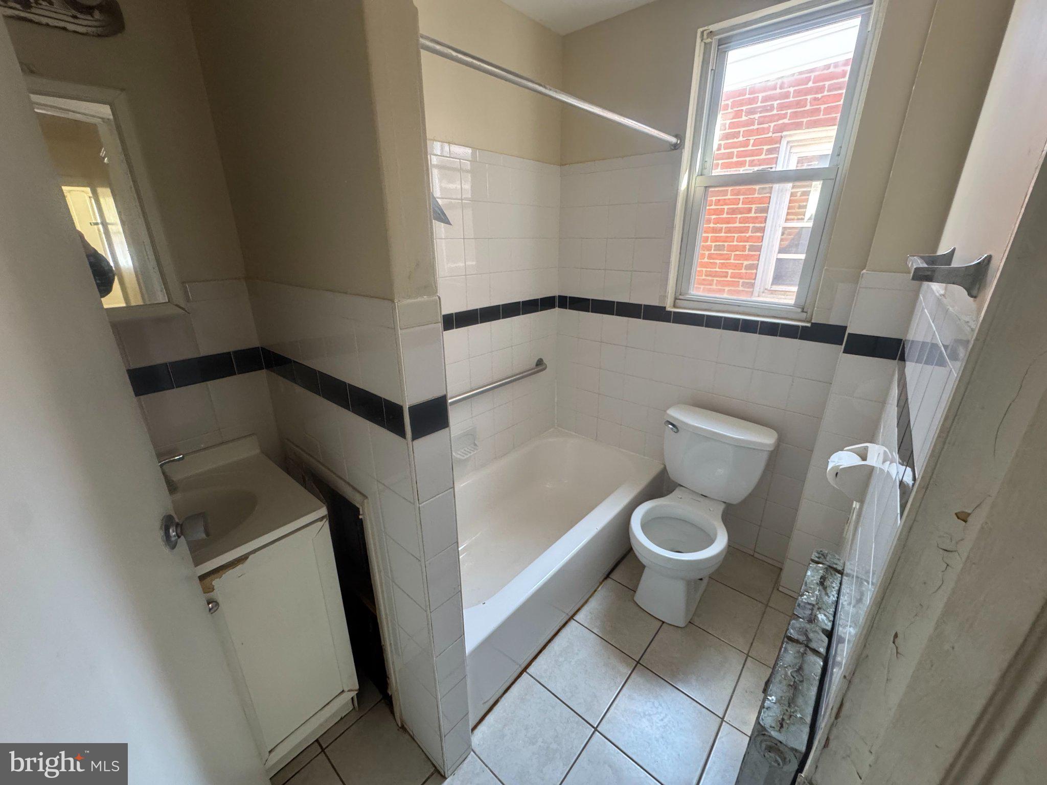 4741 MERIDIAN STREET