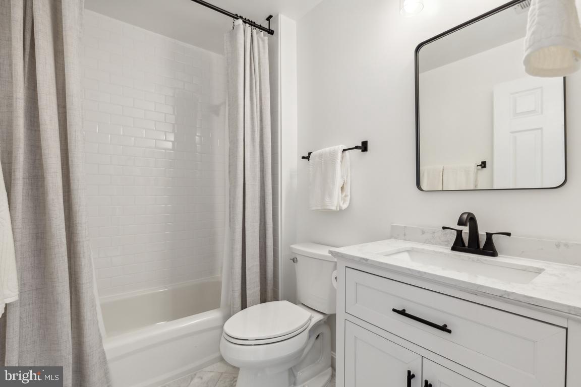 POTOMAC STATION - Residential