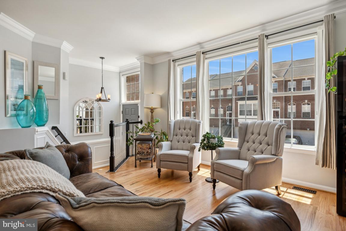 POTOMAC STATION - Residential