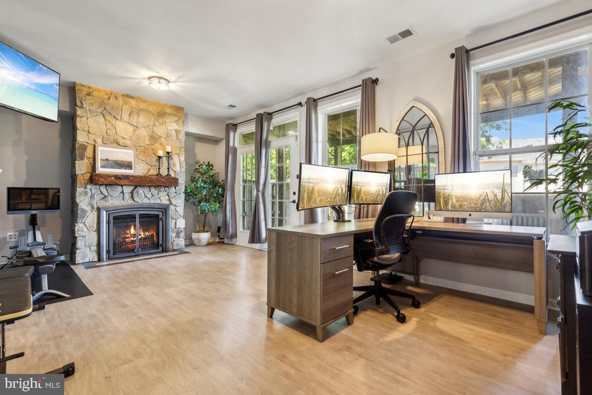 POTOMAC STATION - Residential