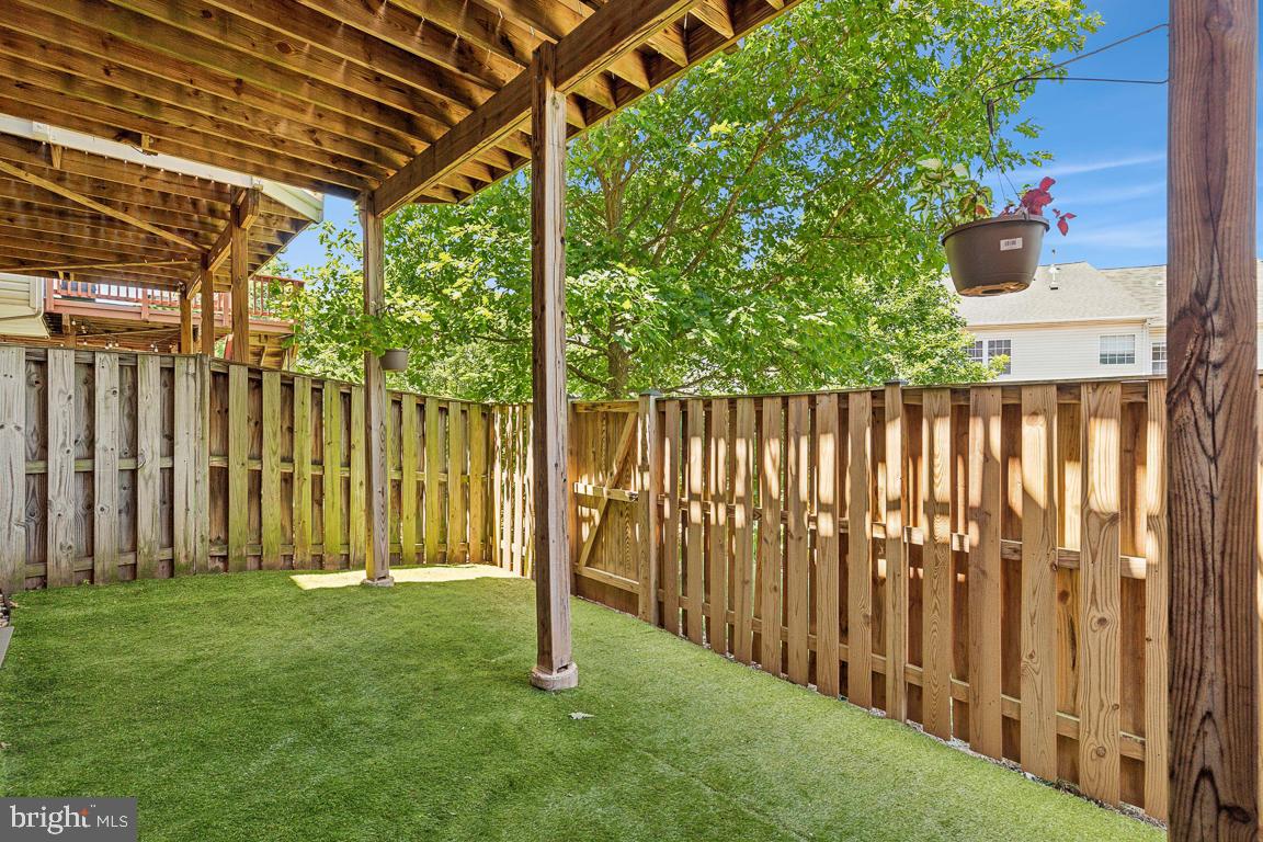 POTOMAC STATION - Residential