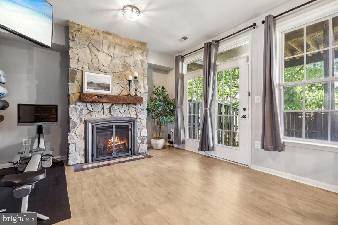 POTOMAC STATION - Residential