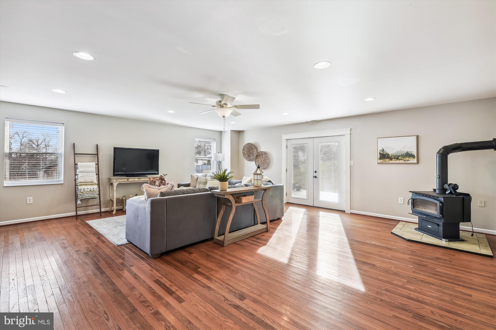 TONEYDALE - Residential