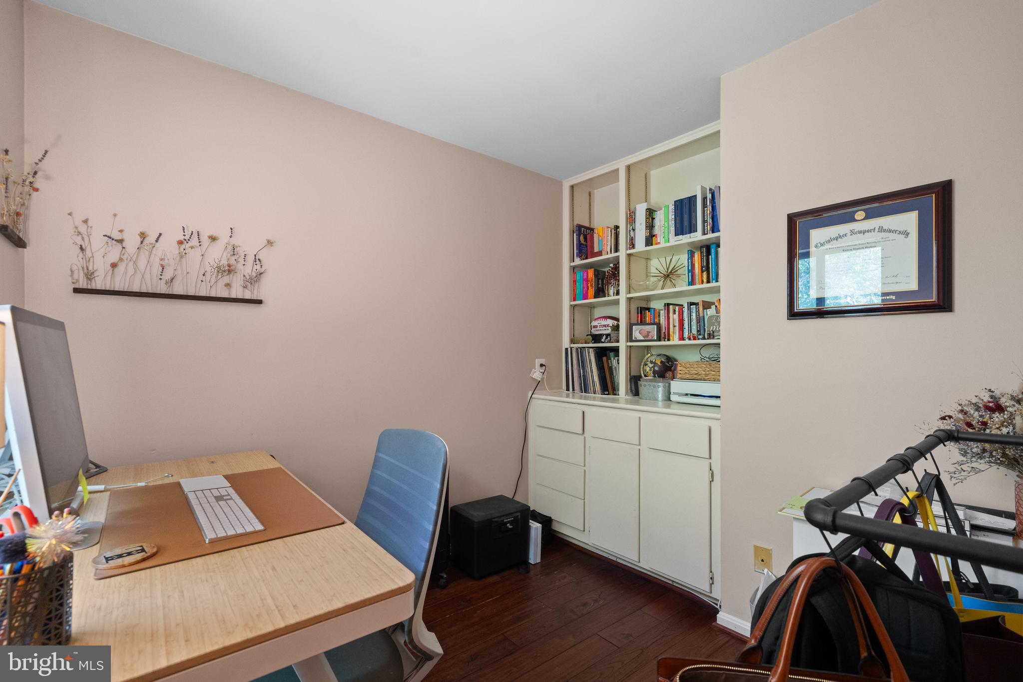 LEE OAKS - Residential