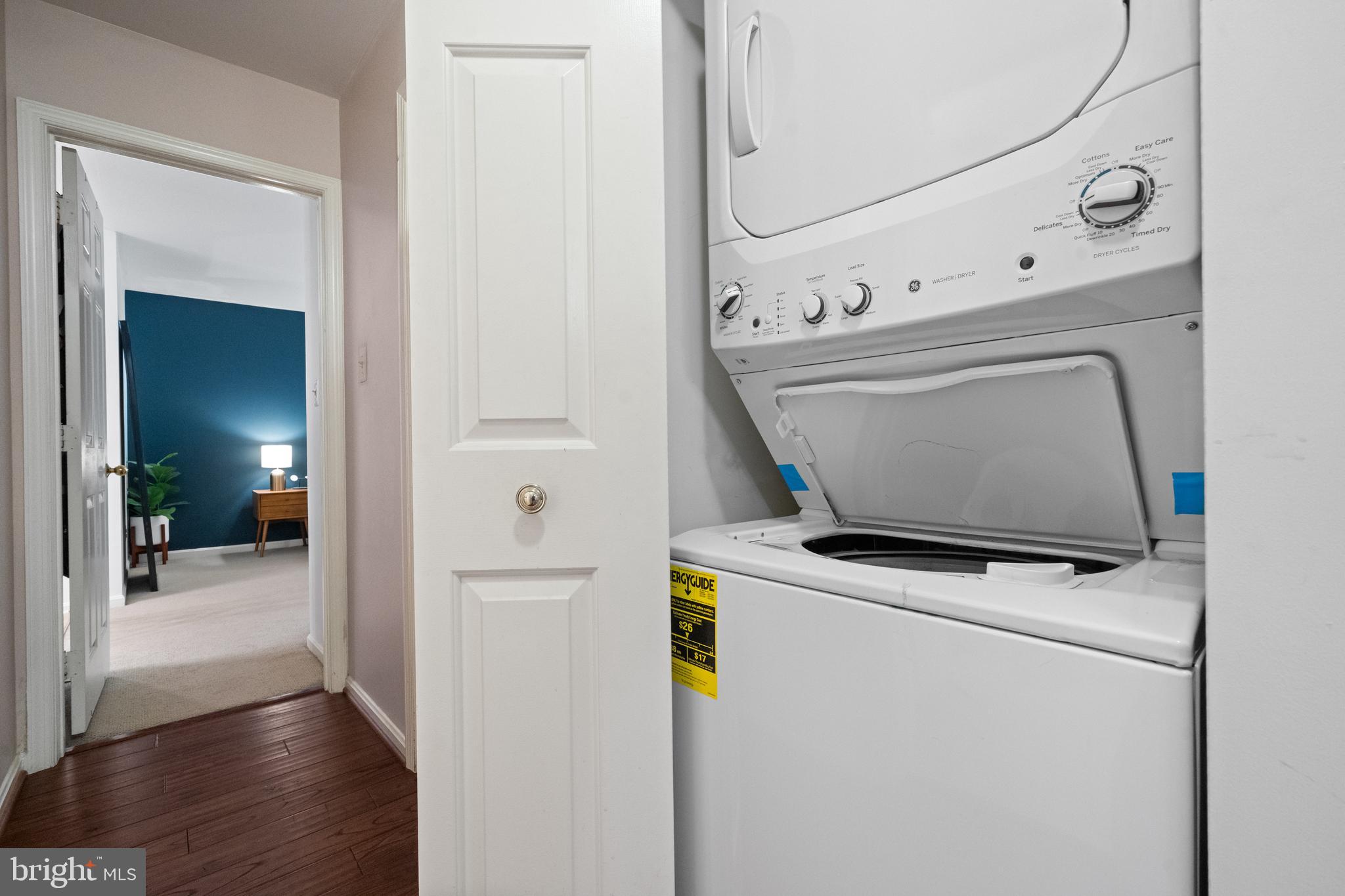 LEE OAKS - Residential