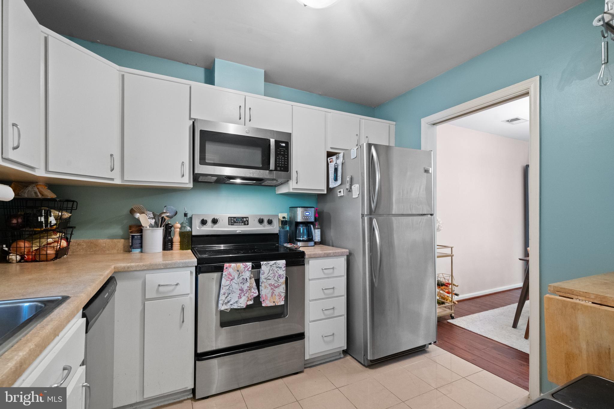 LEE OAKS - Residential