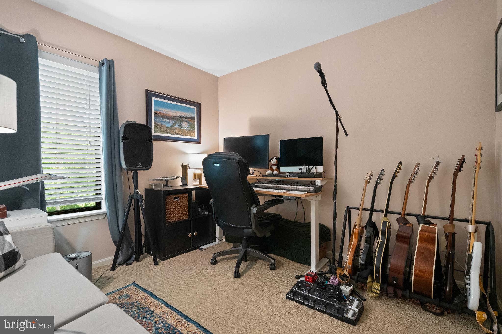 LEE OAKS - Residential