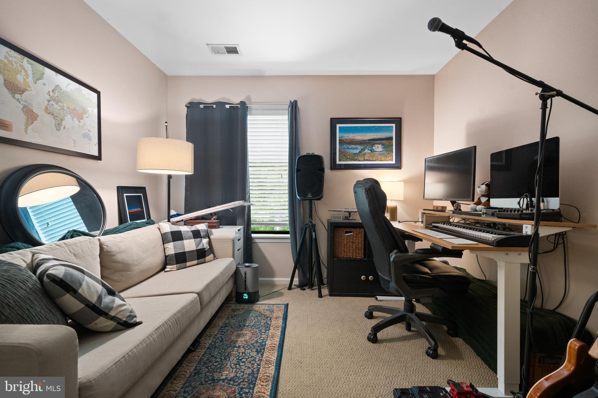 LEE OAKS - Residential