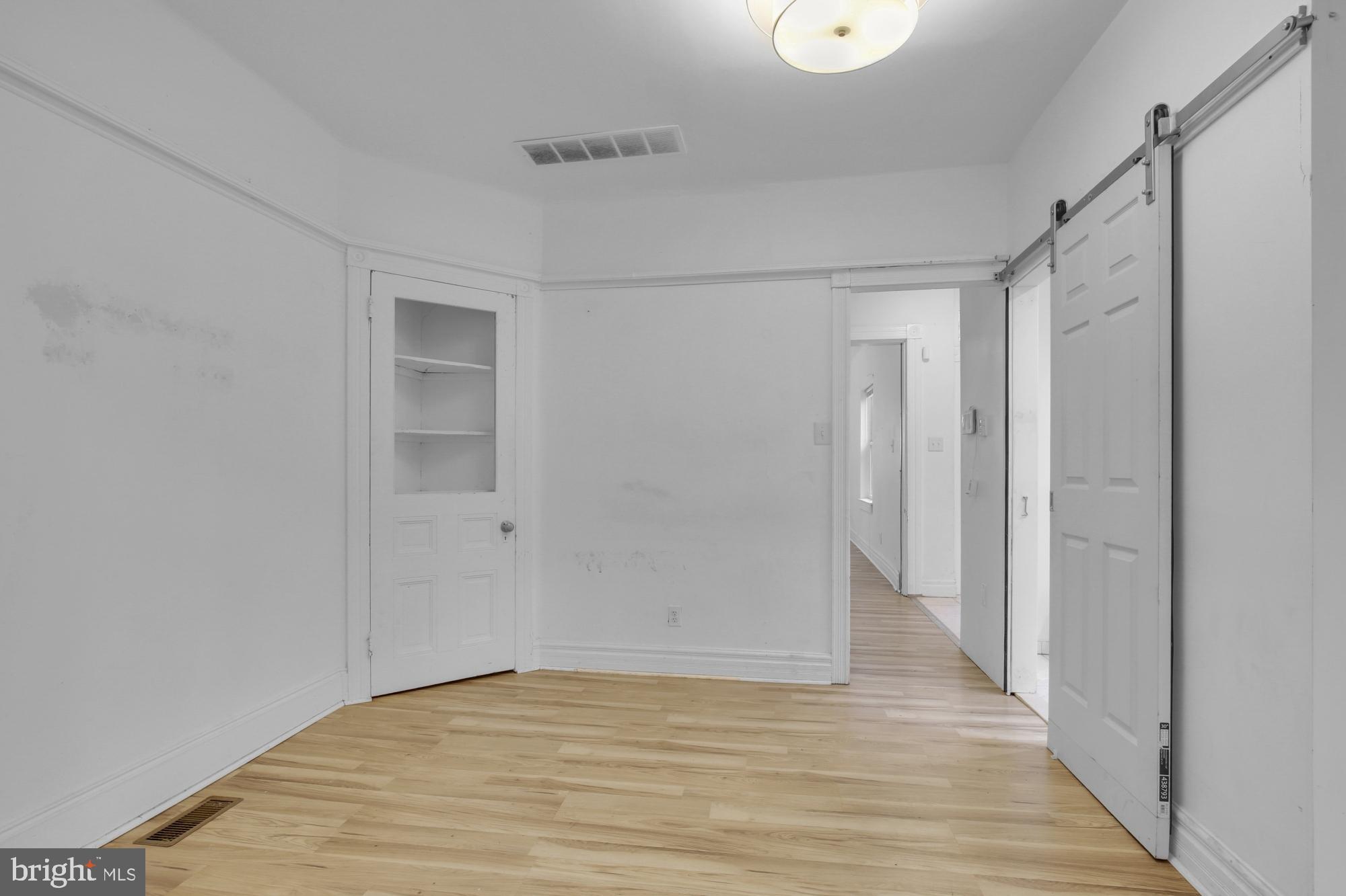 UNIVERSITY CITY - Residential Lease