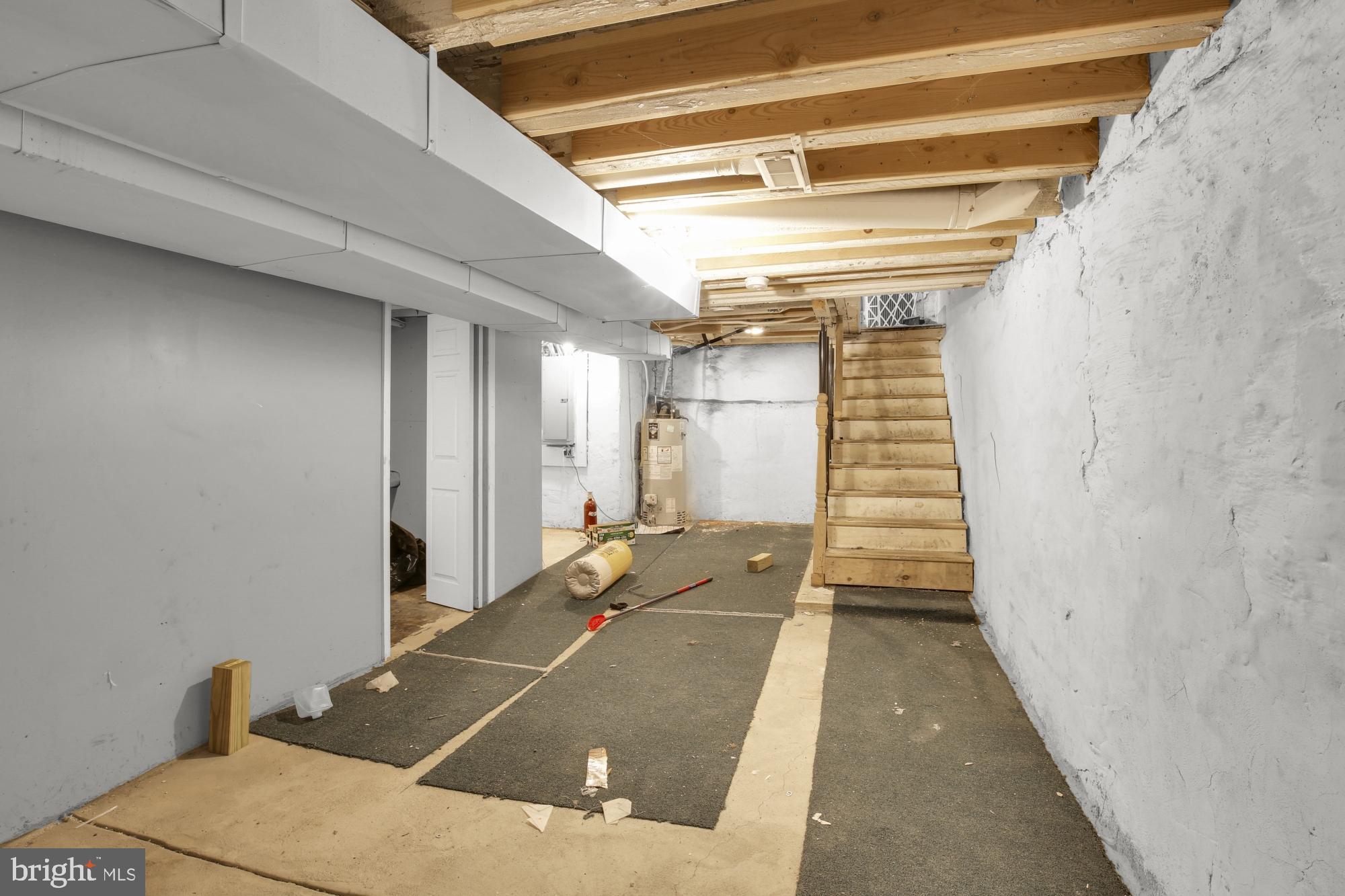 UNIVERSITY CITY - Residential Lease