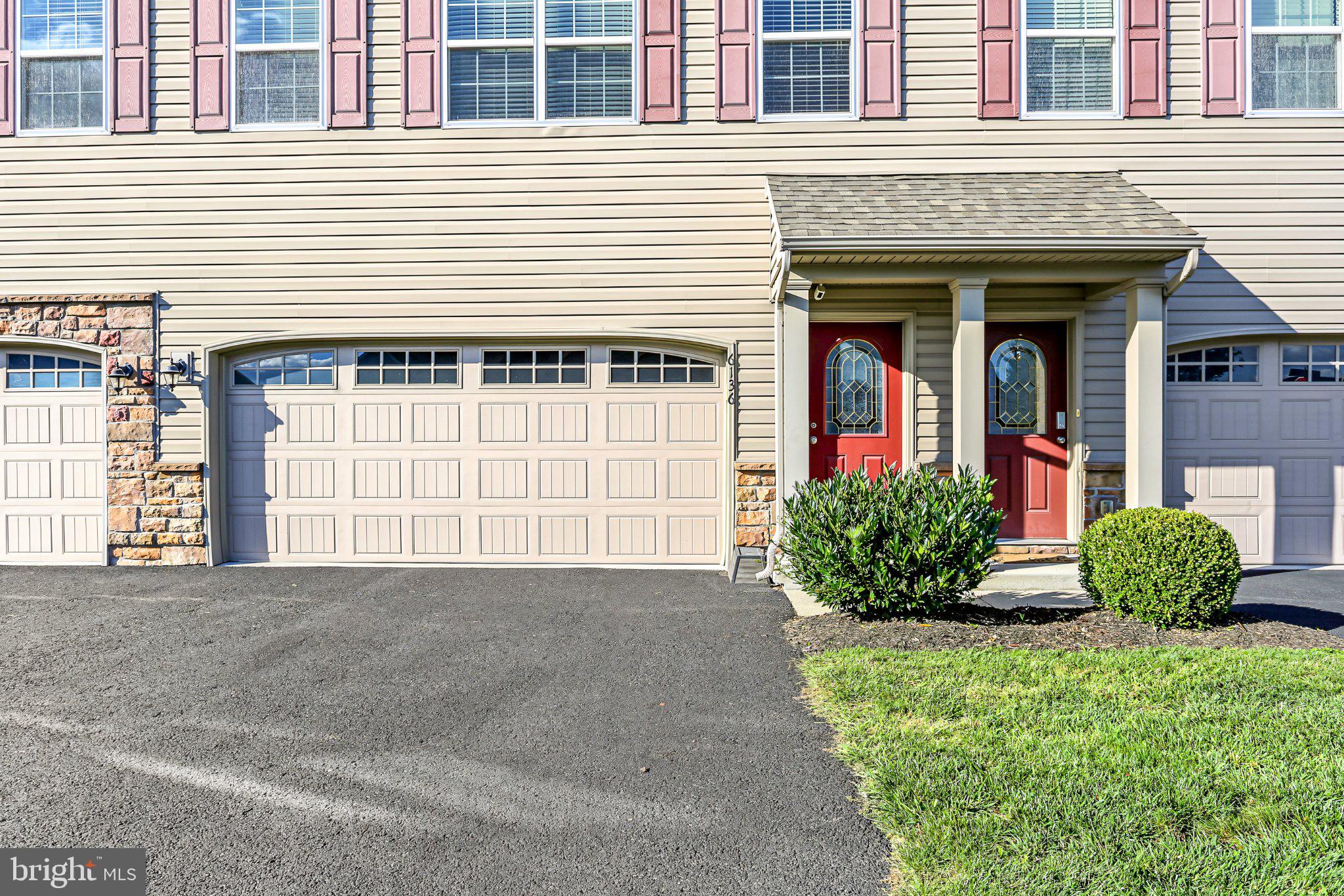 6136 TERRY DAVIS COURT