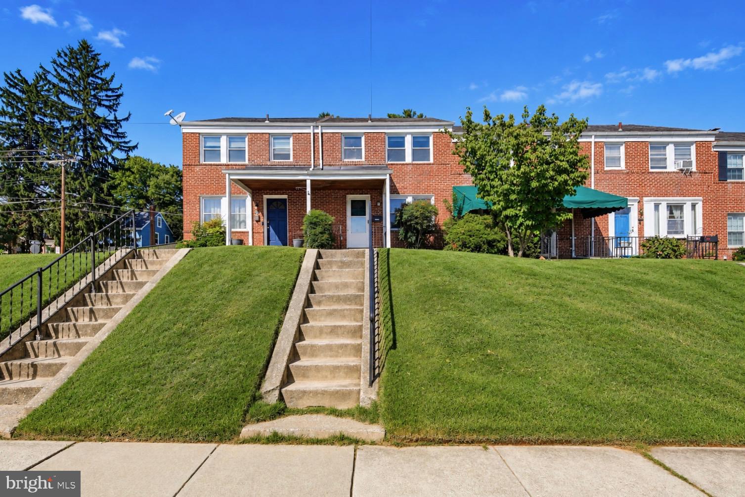 202 RIDGE AVENUE