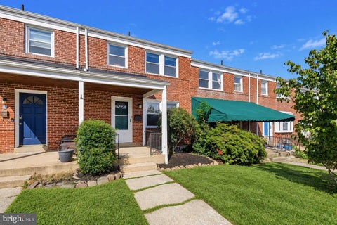 Townhouse For Sale - 202 Ridge Avenue<br/> Baltimore County, TOWSON, MD 21286