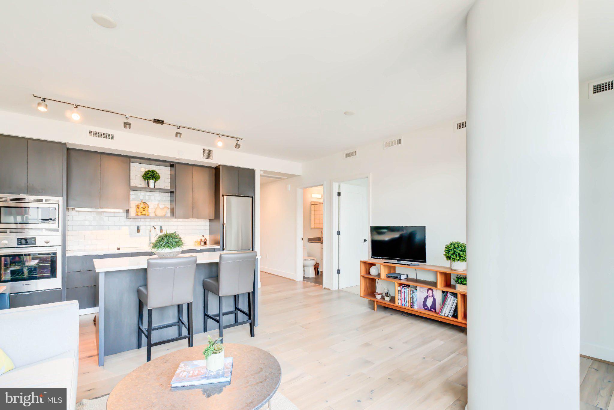 1300 4TH STREET SE 414