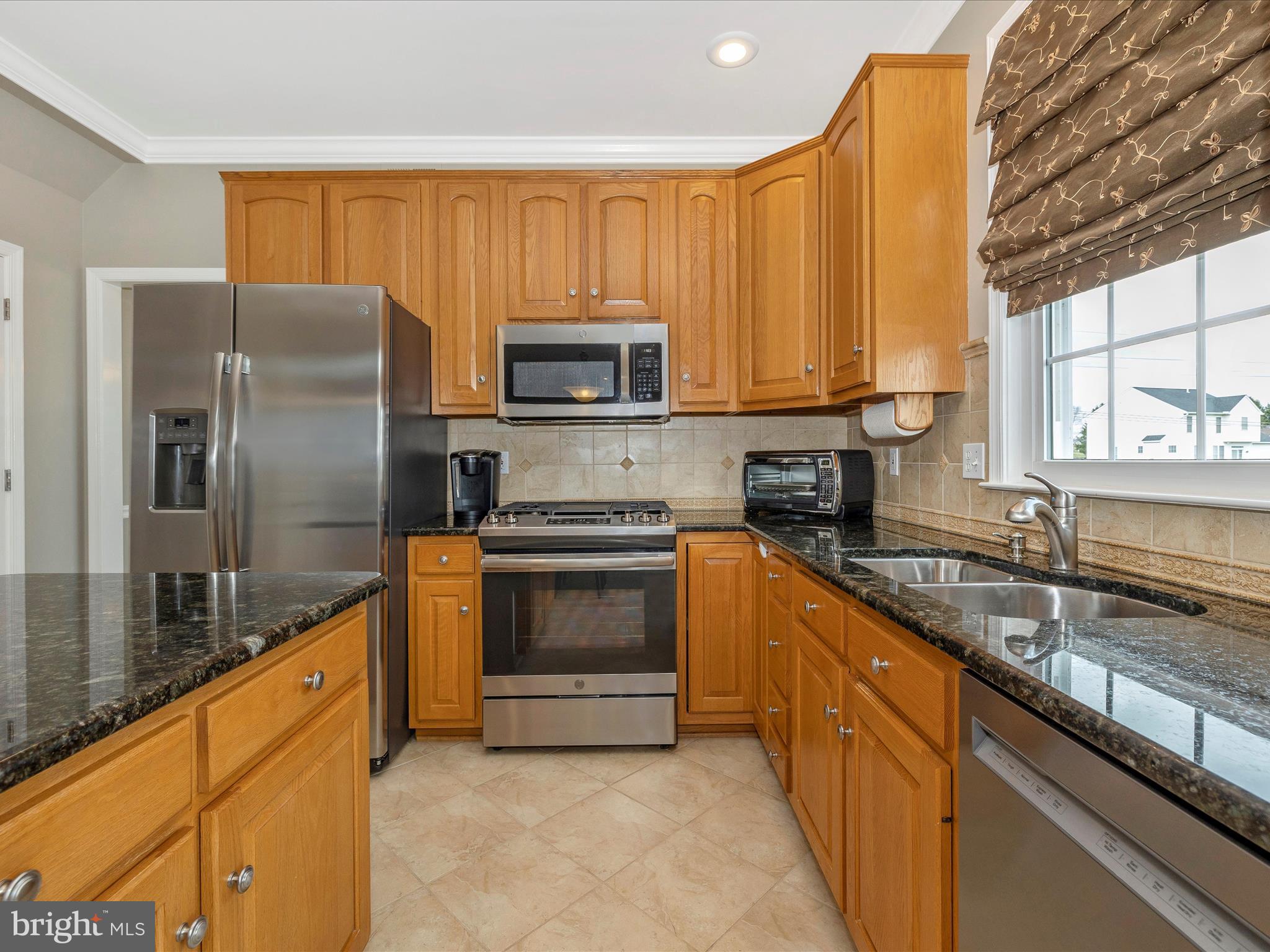 CREEKSIDE PARK - Residential