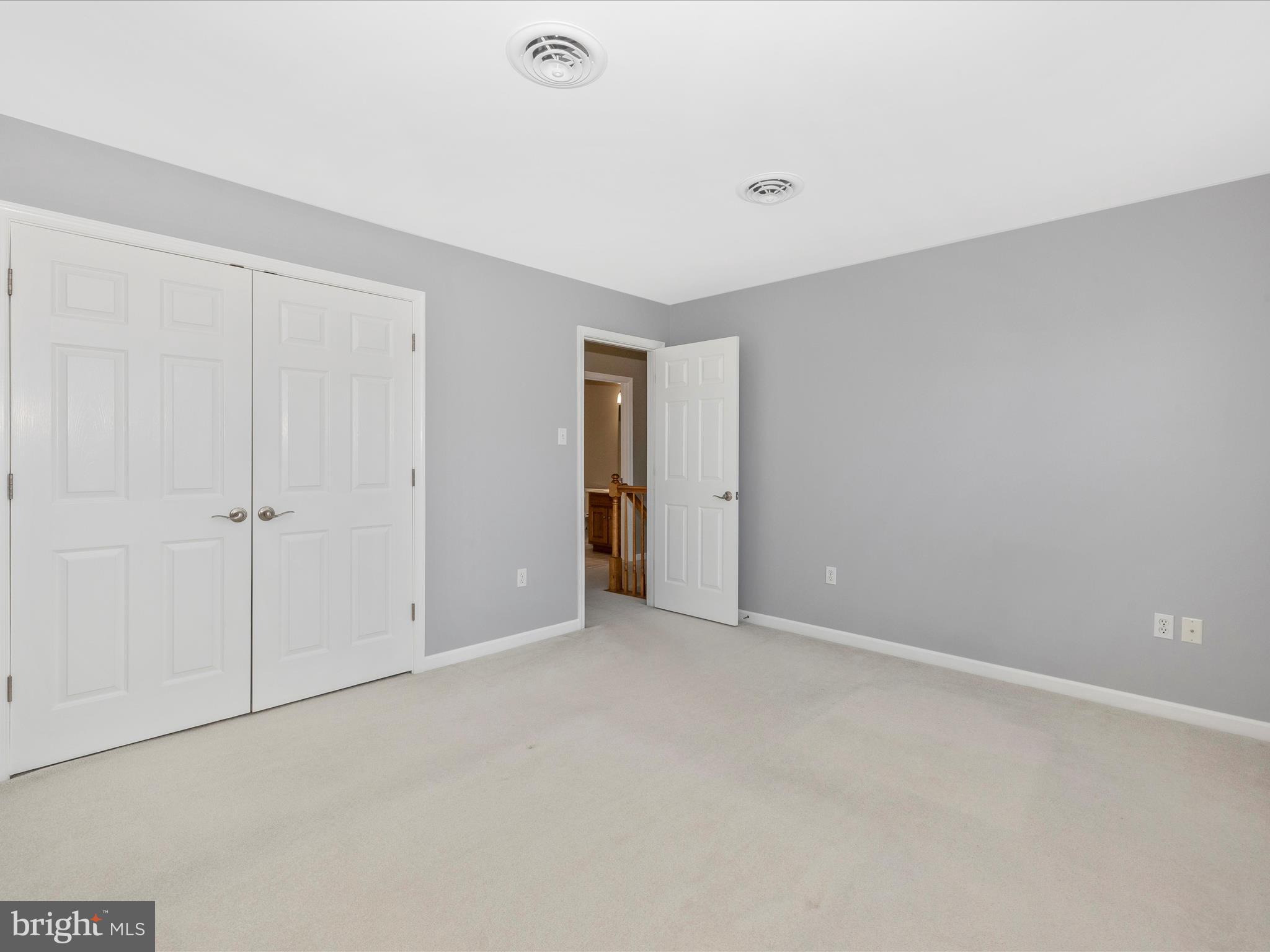 CREEKSIDE PARK - Residential