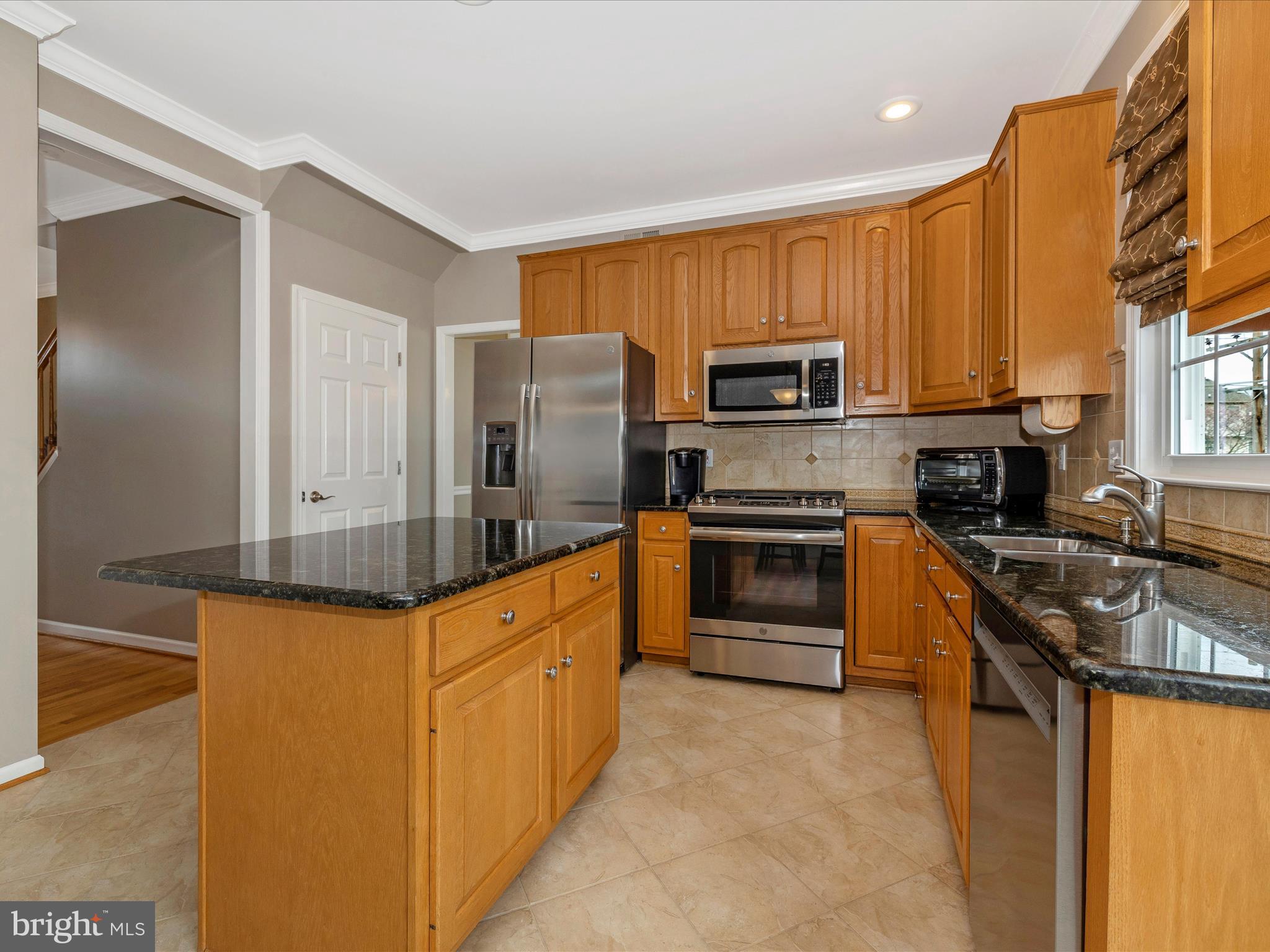 CREEKSIDE PARK - Residential