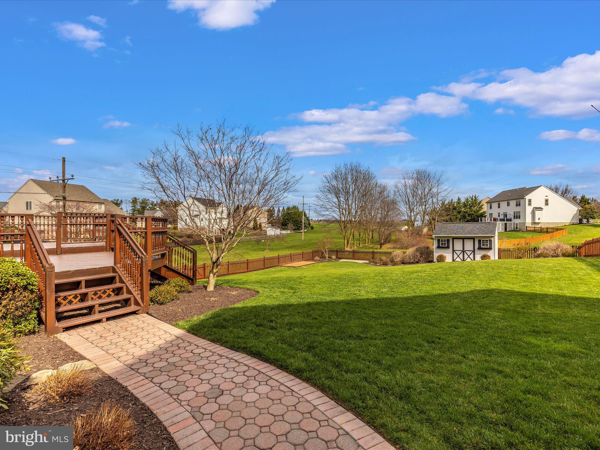 CREEKSIDE PARK - Residential