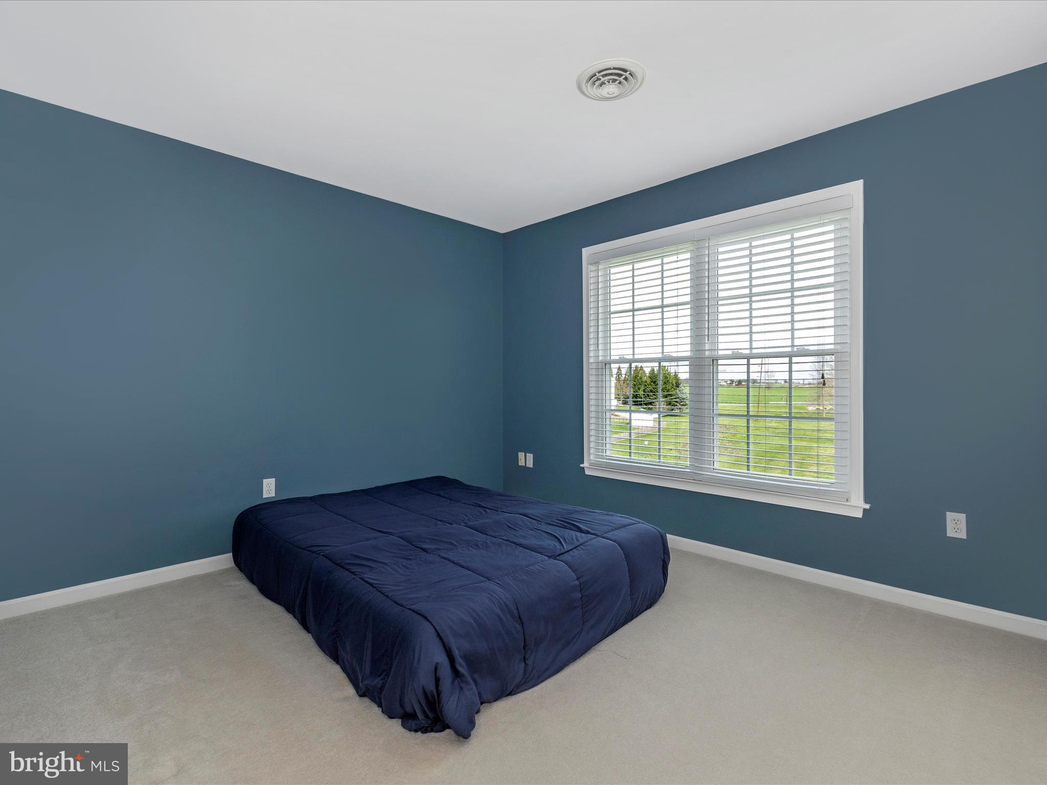 CREEKSIDE PARK - Residential