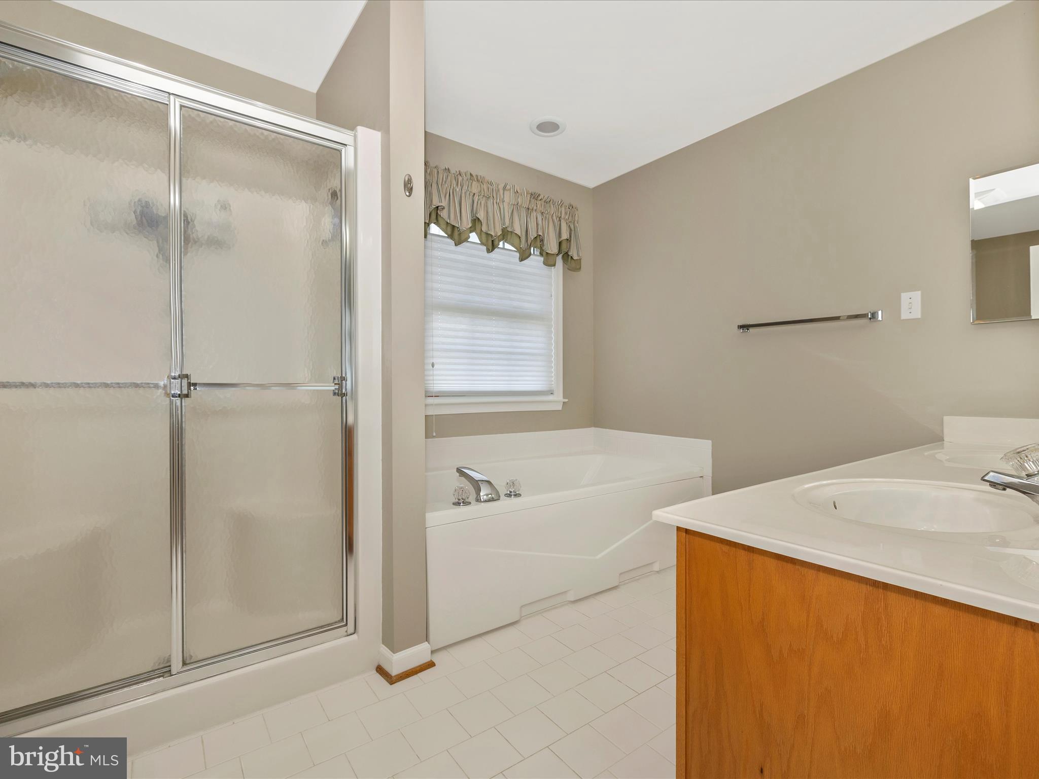 CREEKSIDE PARK - Residential