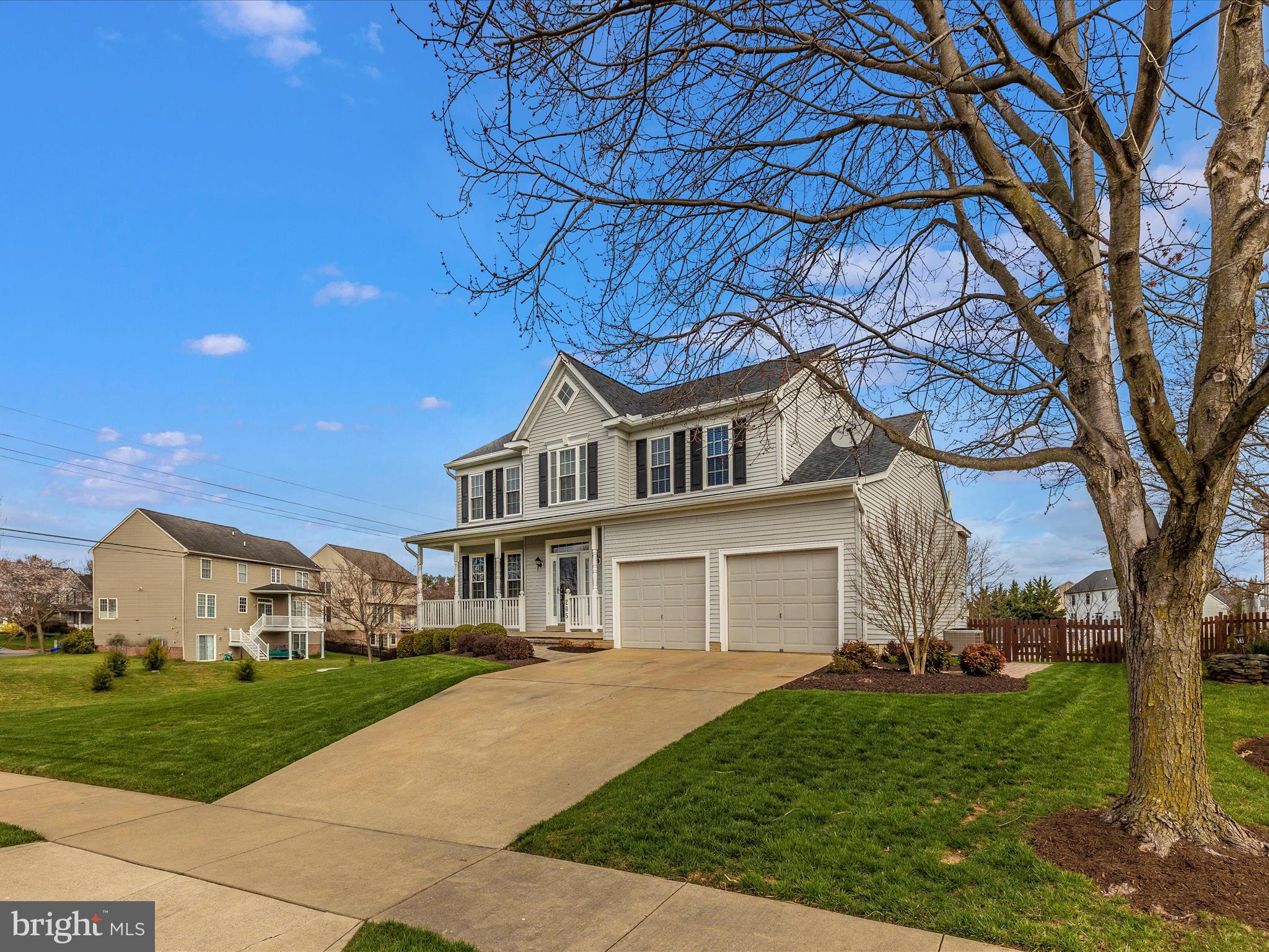 CREEKSIDE PARK - Residential