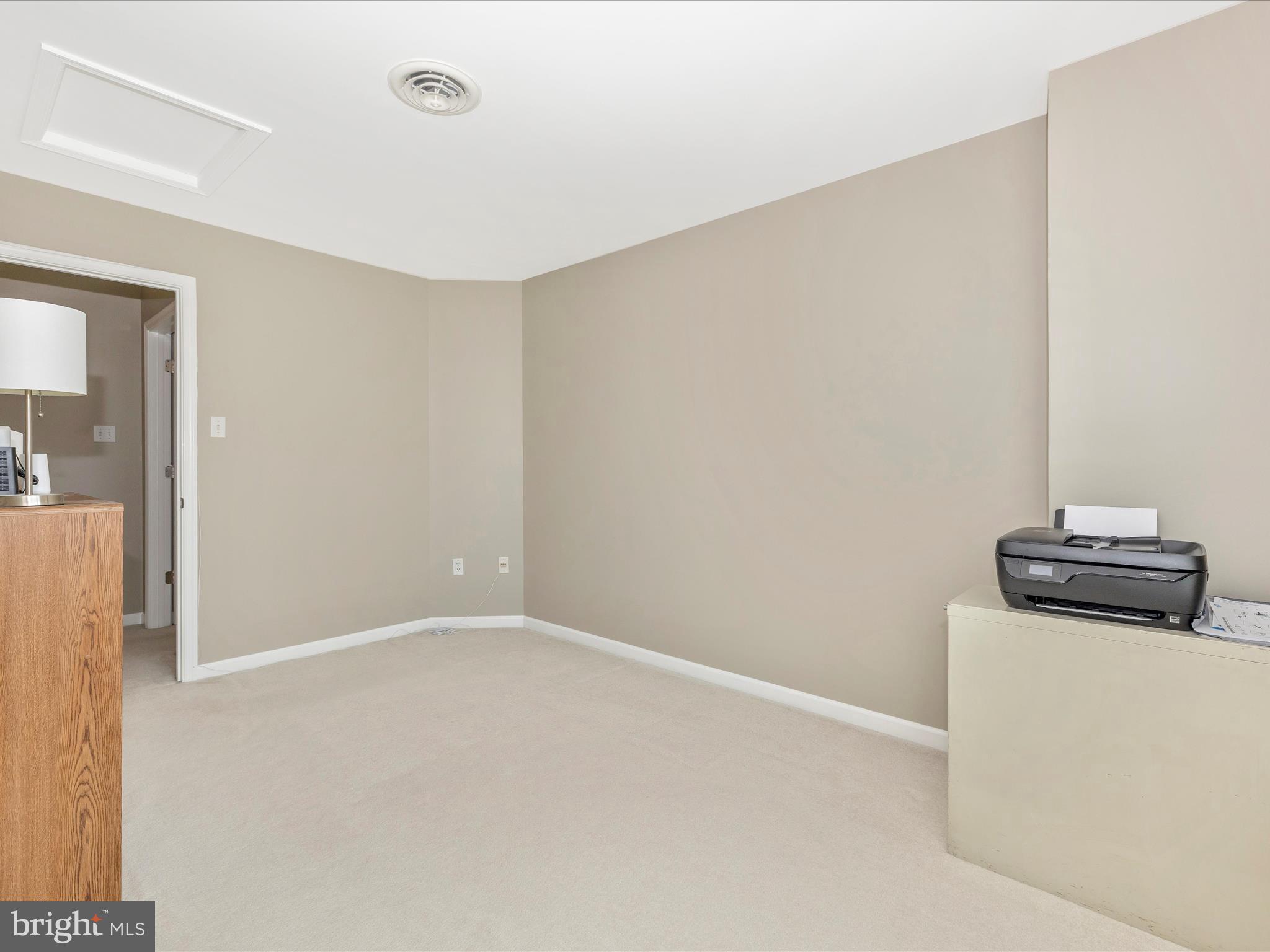 CREEKSIDE PARK - Residential