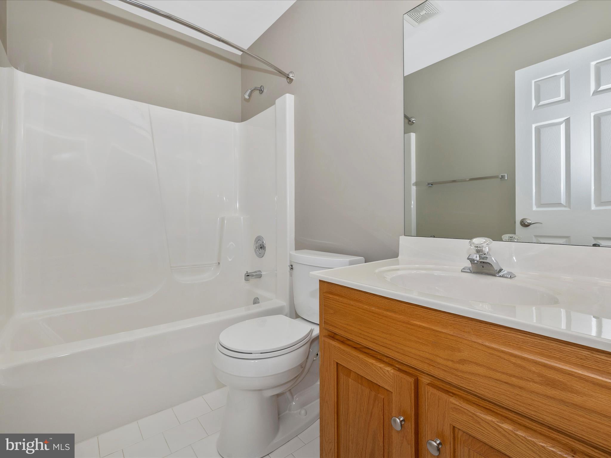 CREEKSIDE PARK - Residential