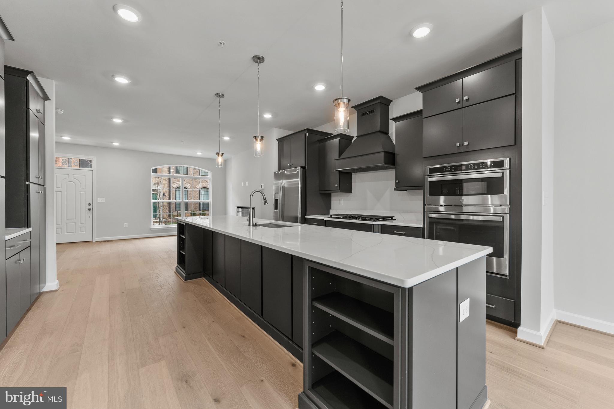 POTOMAC OVERLOOK - Residential