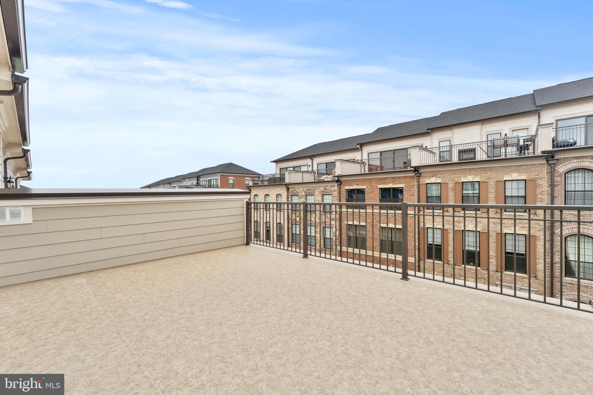 POTOMAC OVERLOOK - Residential