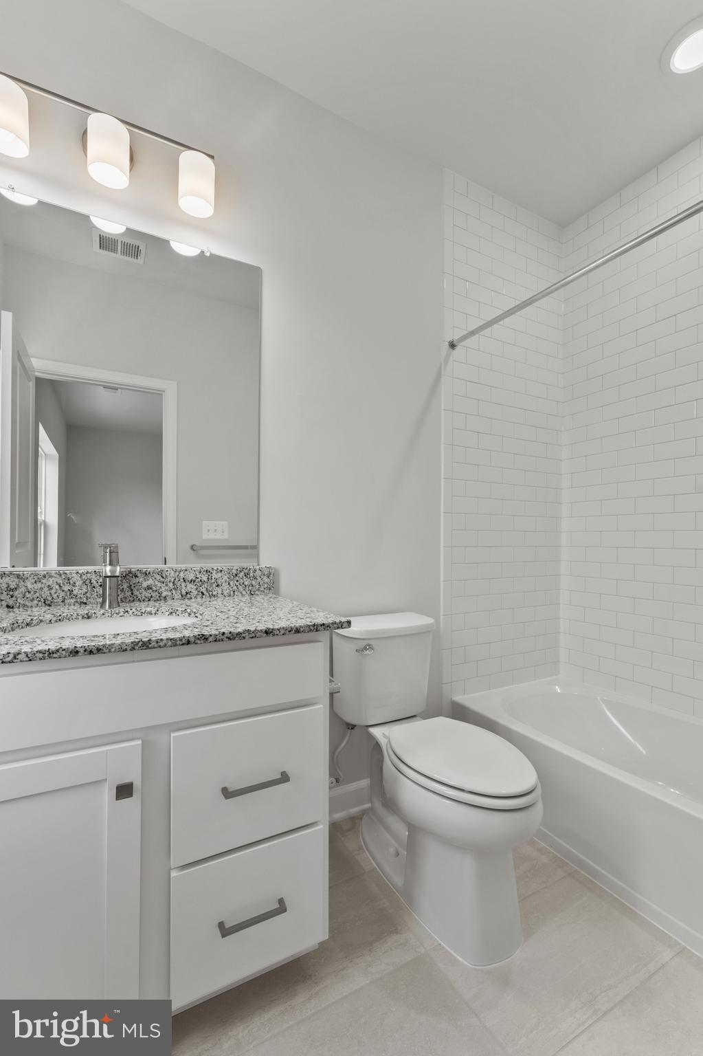 POTOMAC OVERLOOK - Residential