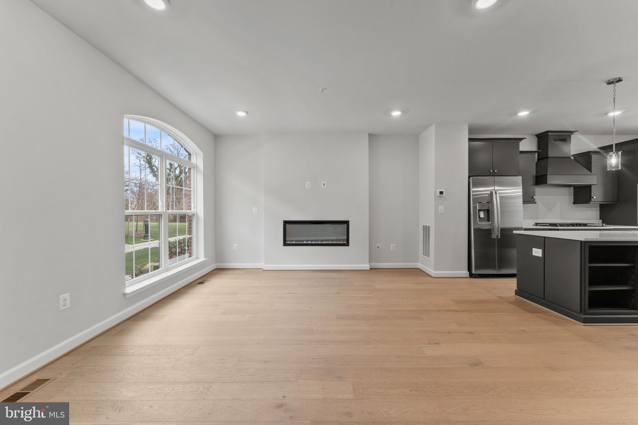 POTOMAC OVERLOOK - Residential