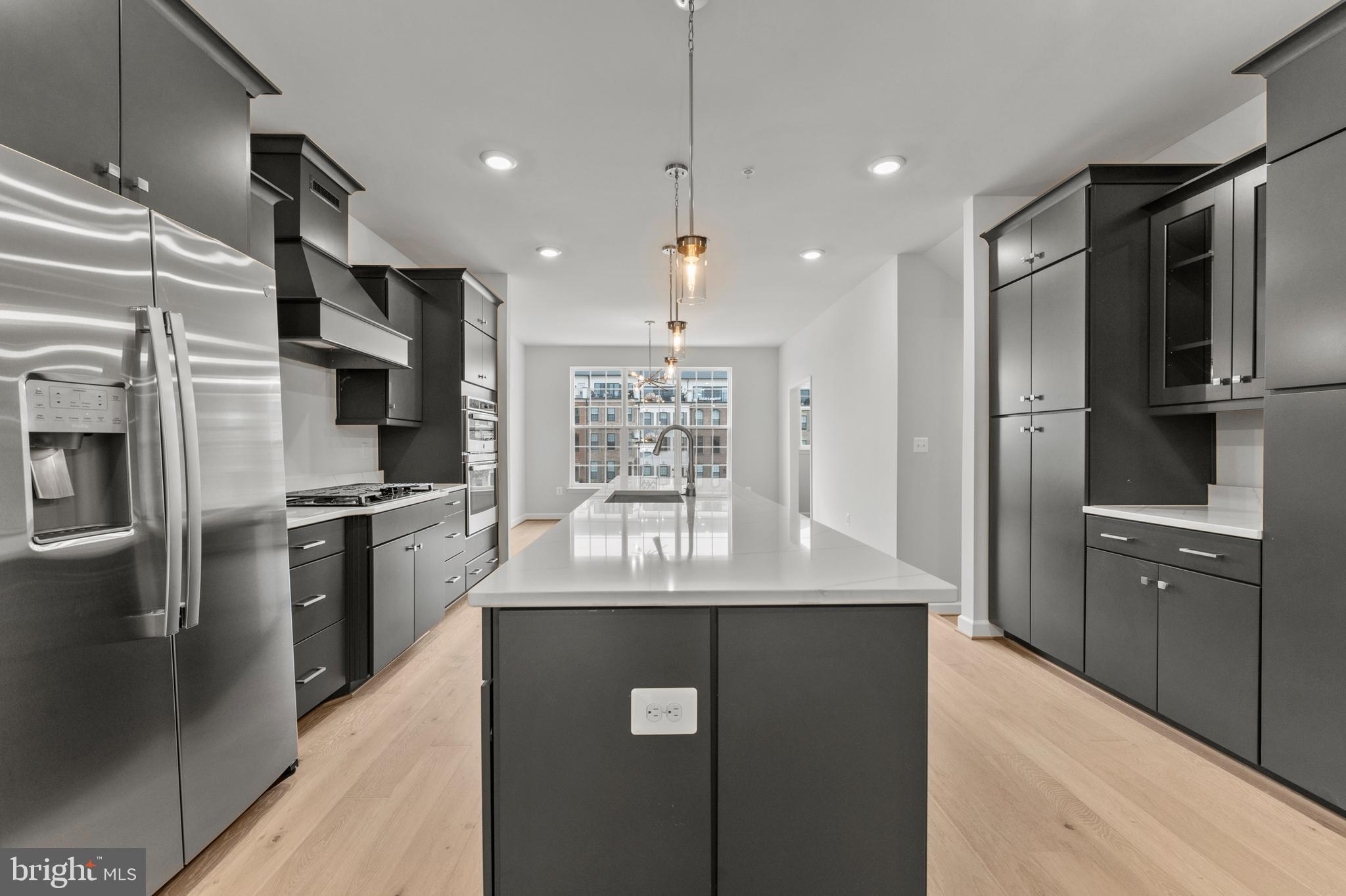 POTOMAC OVERLOOK - Residential
